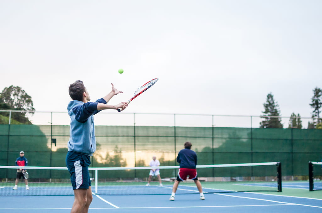 Creating a Padel Training Routine: Drills and Progression
